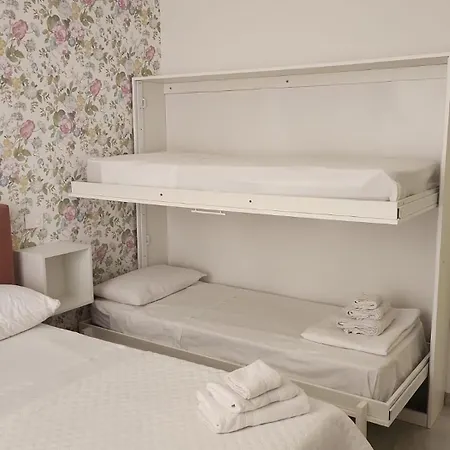 ゲストハウス Casa Margherita ナポリ