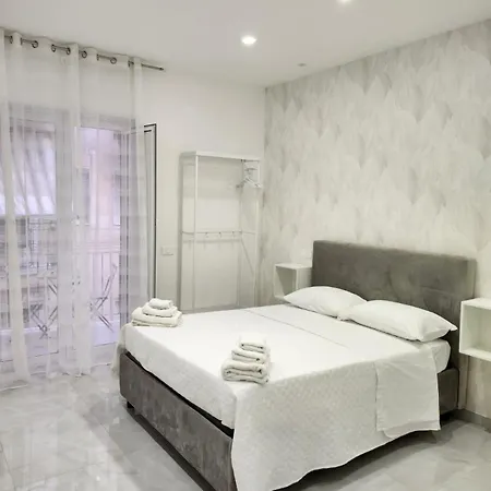 ゲストハウス Casa Margherita ナポリ
